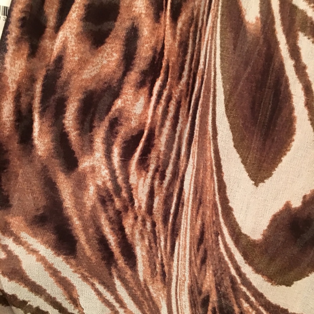 Bebe Blouse Size Small - image 8